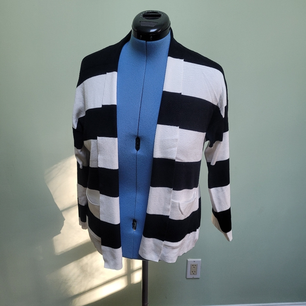 Cyrus Open Cardigan